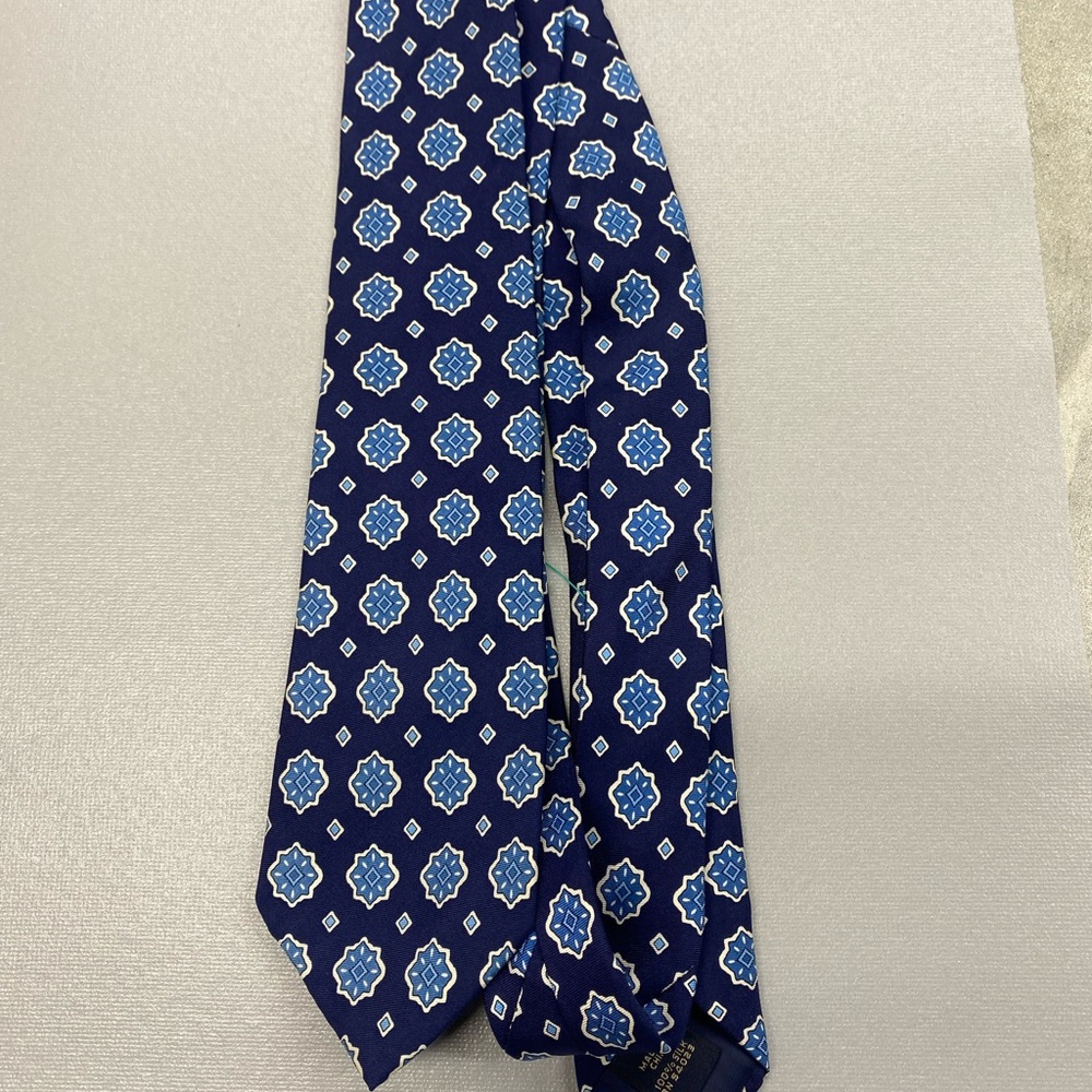 Men’s tie